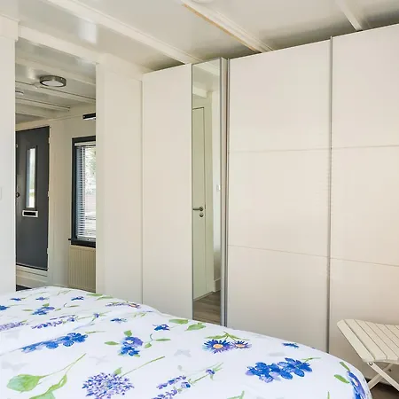 Houseboat Lady Jane Амстердам